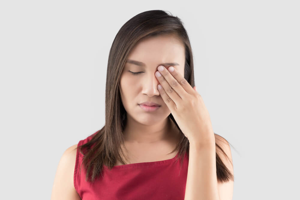 A Warm Compress For Eye Stye Relieves the Pain